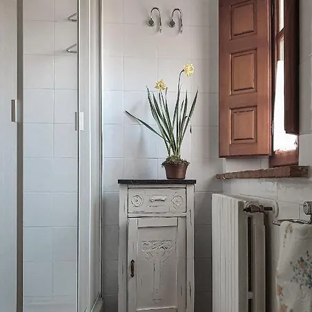 Pietra D'acqua In The Woods Bed & Breakfast *
